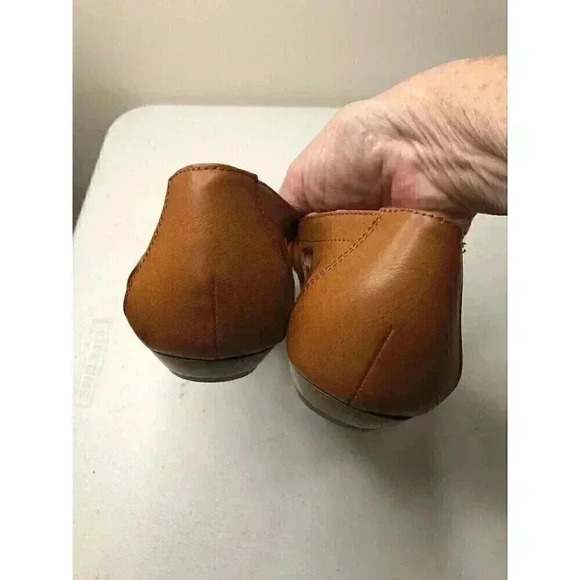 New Directions Radonna 9.5M Cognac Slip On Loafers Vented Pointed Toe - Picture 3 of 7